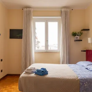 retreat-panoramic-views-central-location.italymilanhotels.net/