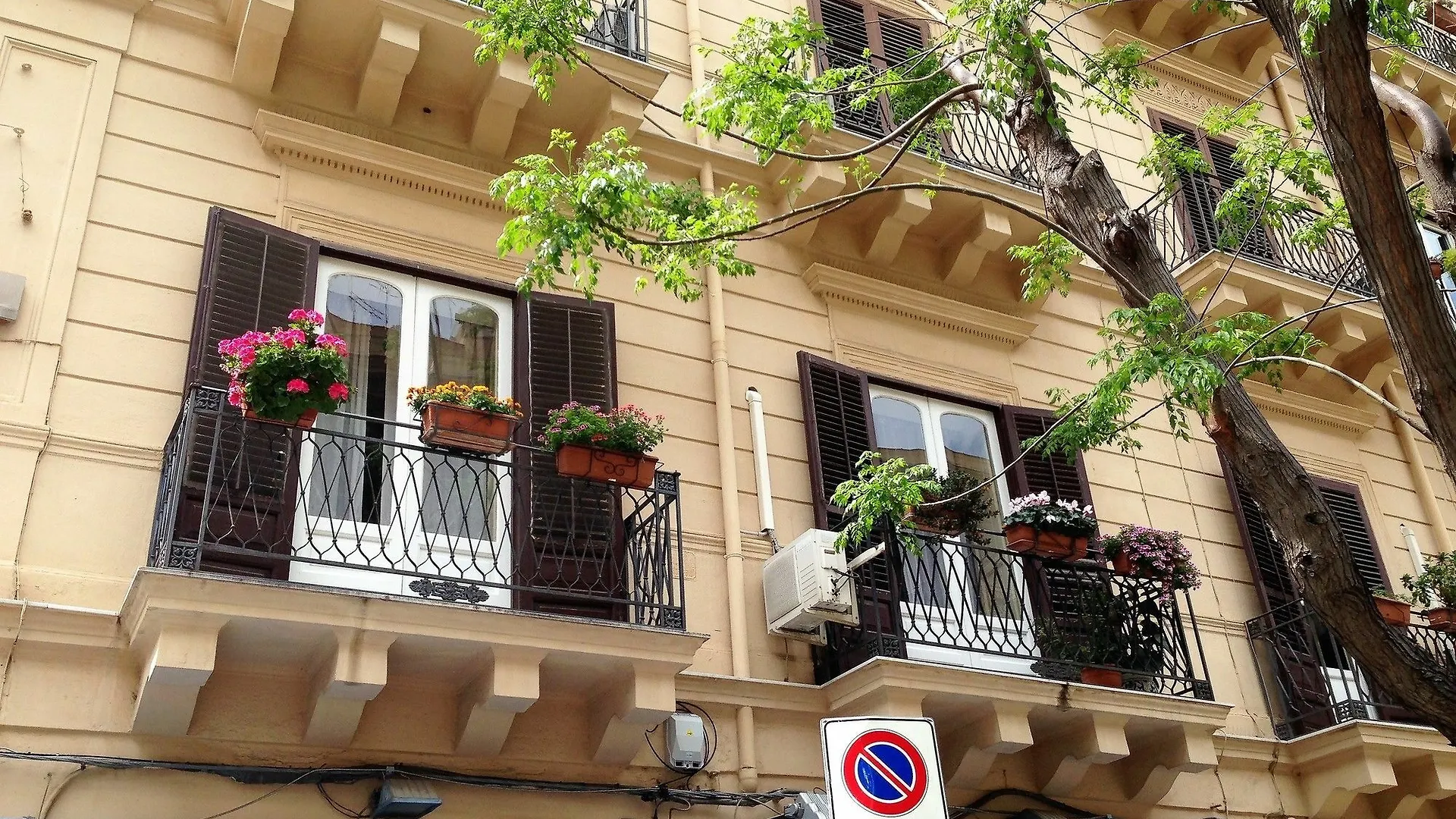 A Casa Di Amelie Villa Palermo Italië