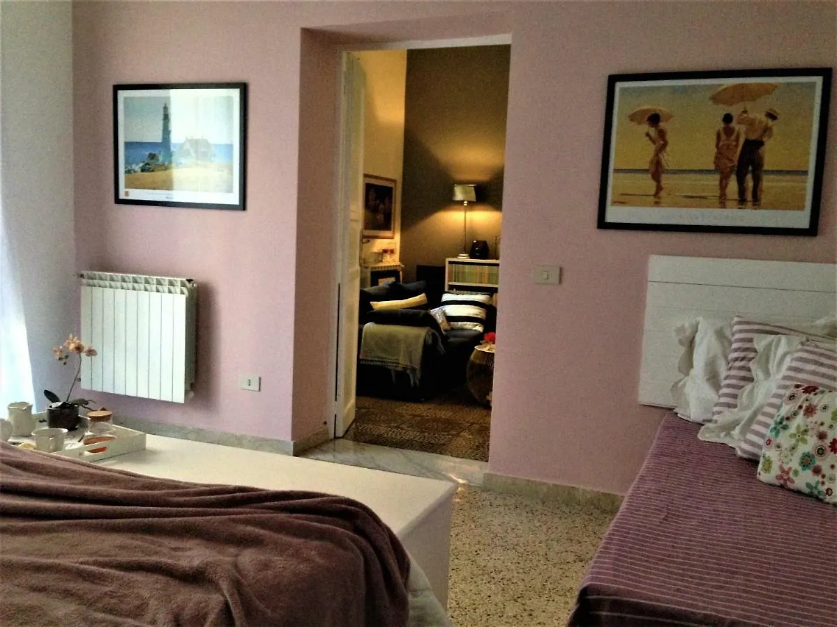 A Casa Di Amelie Villa Palermo 0*,